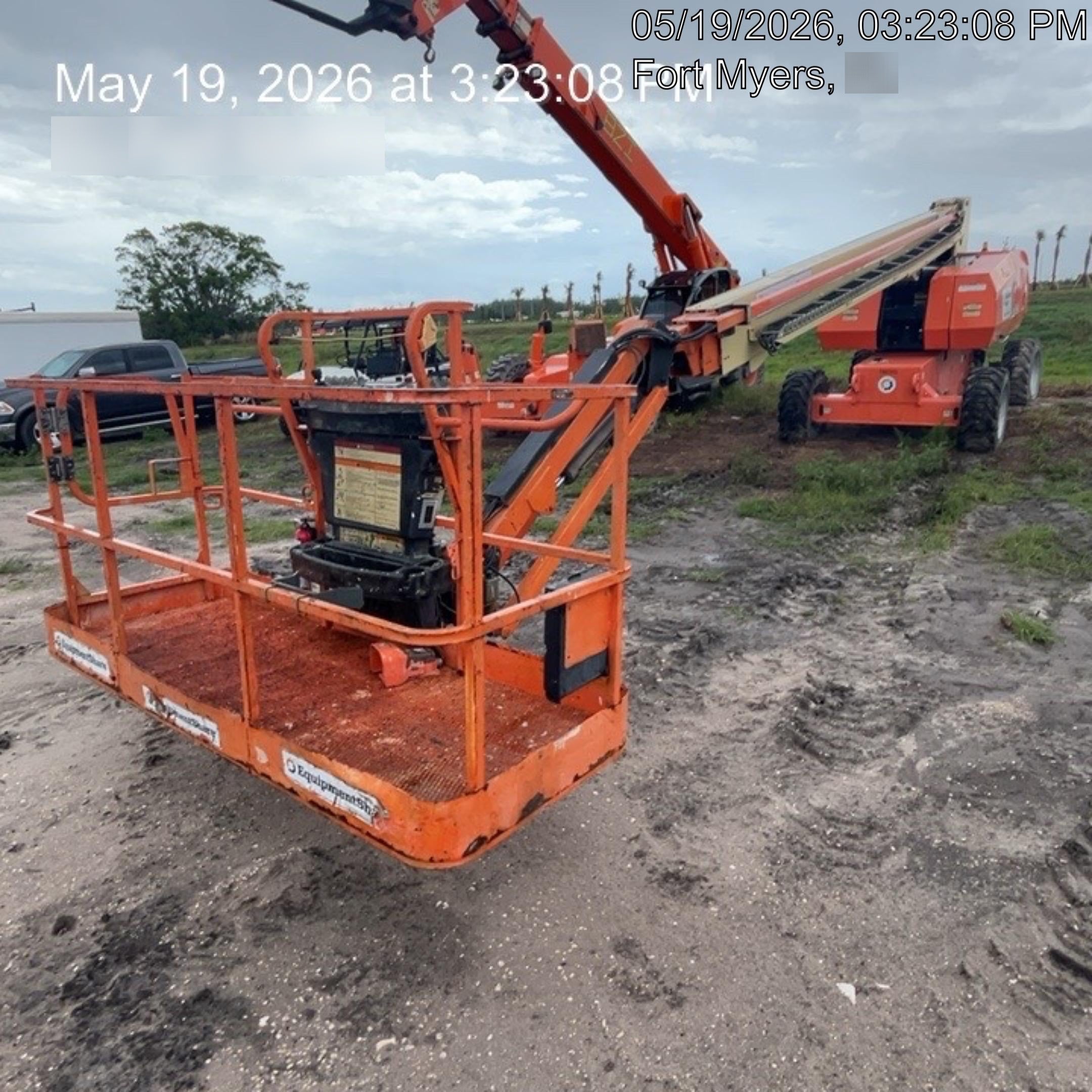 2020 JLG 860SJ