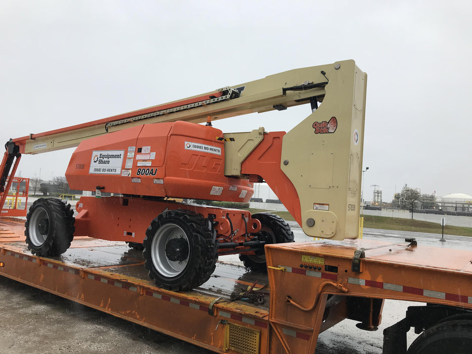 2019 JLG 800AJ
