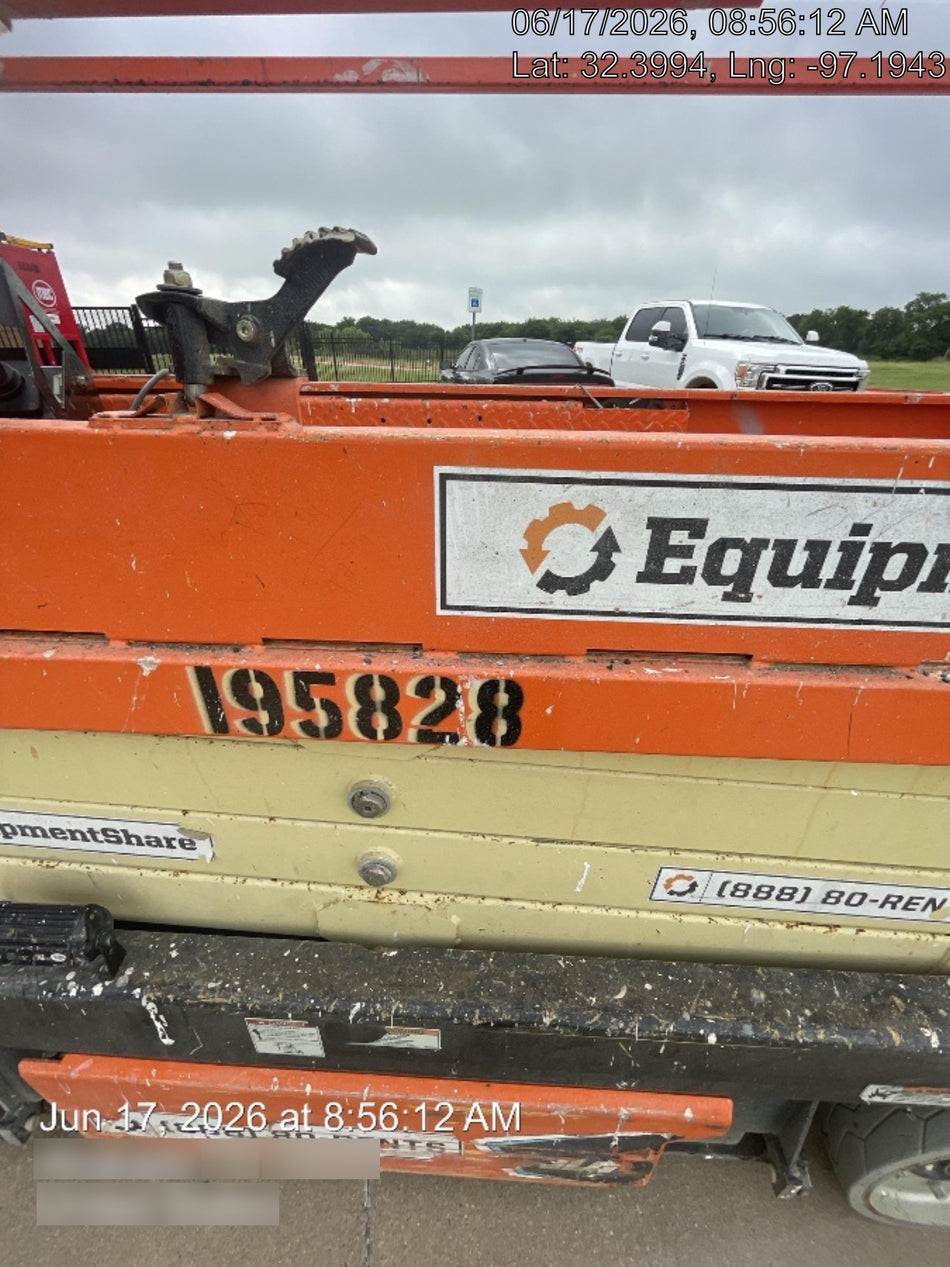 2021 JLG ES2632
