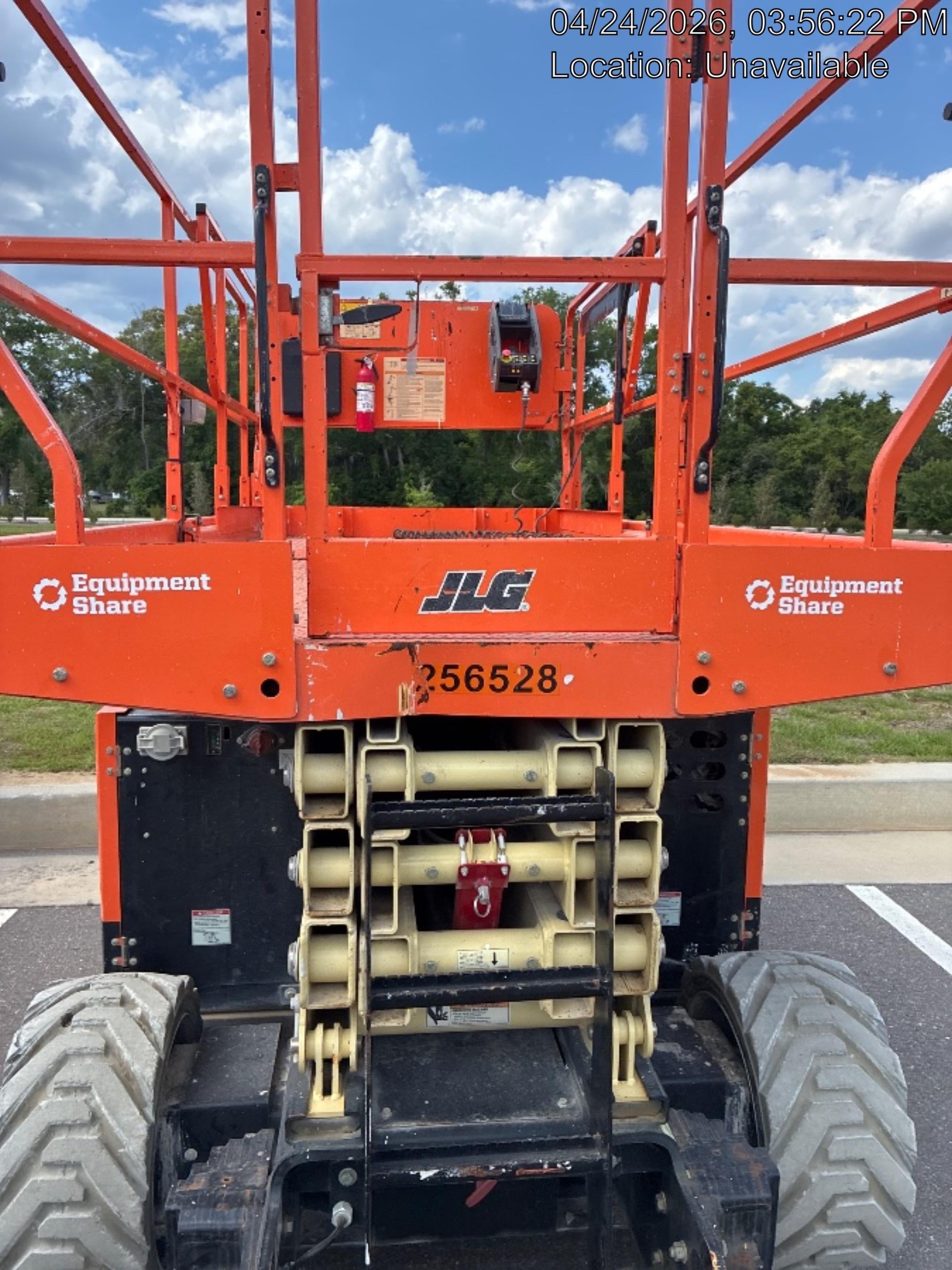 2022 JLG ERT4069