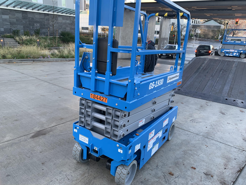 2020 Genie GS-1930 Standard Machine, 800W Inverter