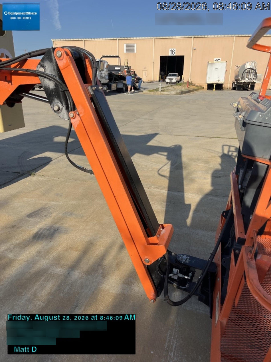 2019 JLG E450AJ