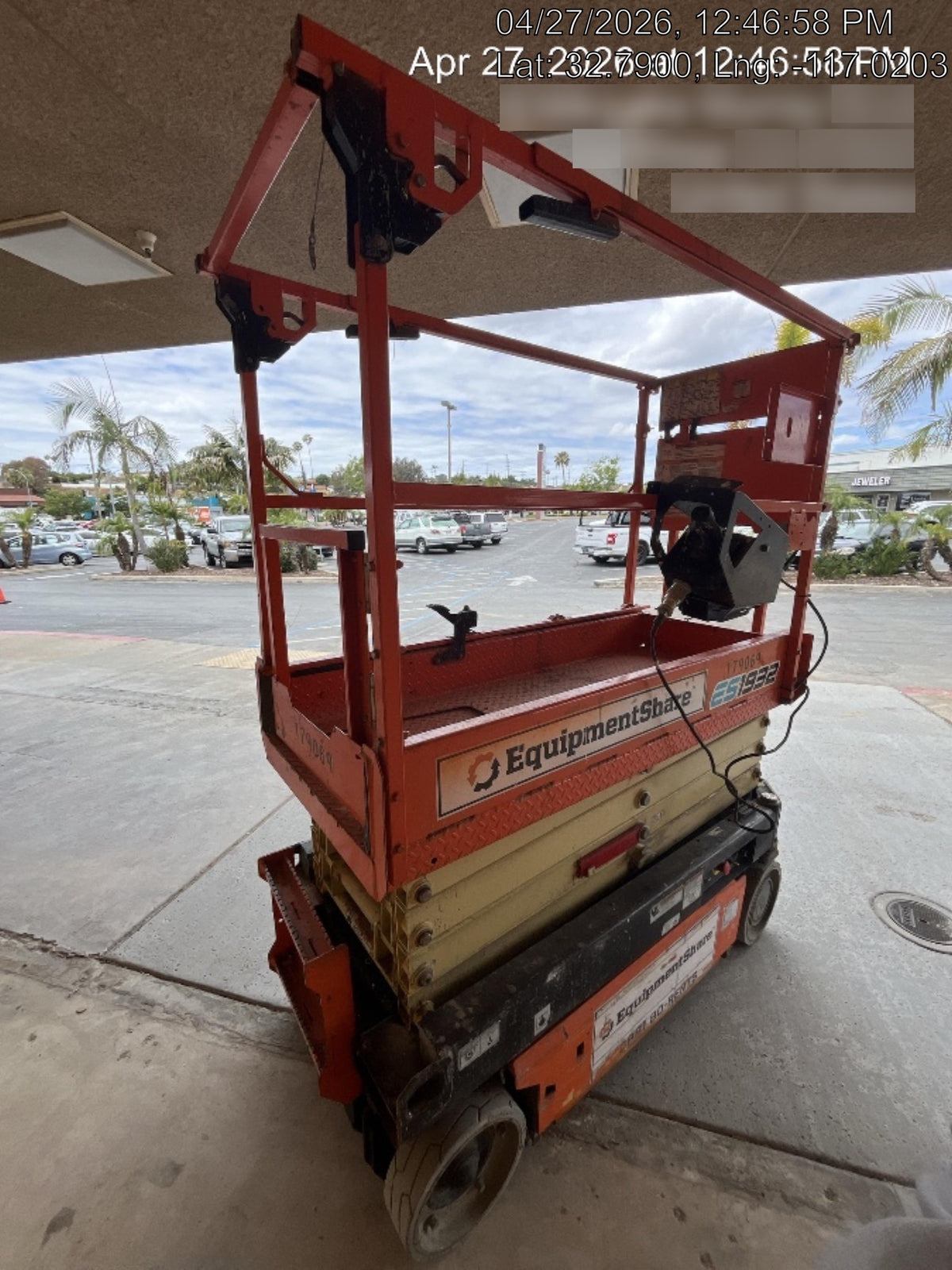 2021 JLG ES1932