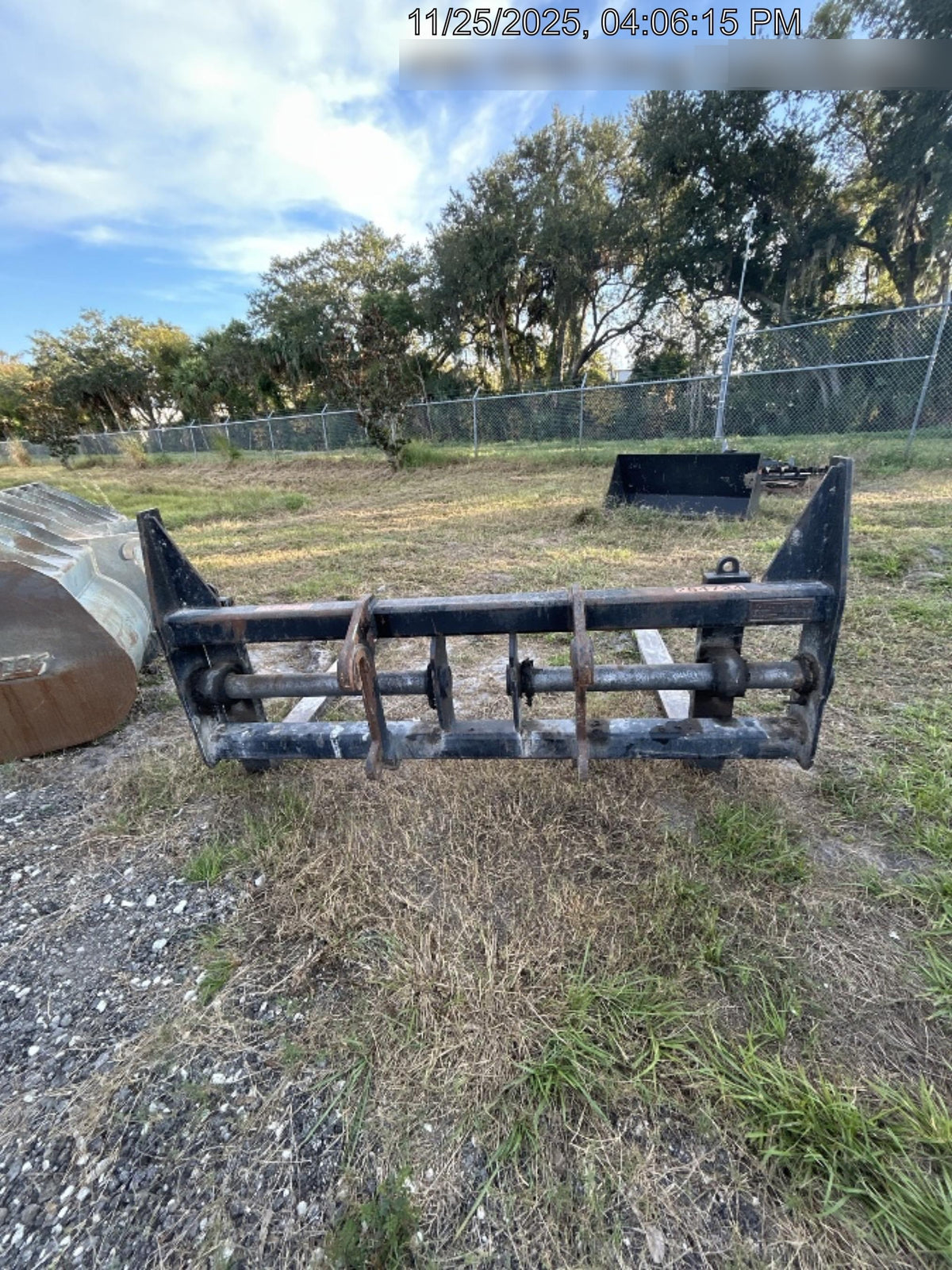 2022 PEMBERTON 72" Utility Forks