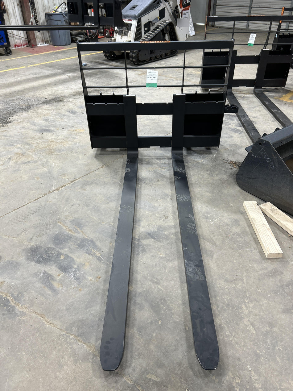 2026 ARROW MATERIAL HANDLING 72" Pallet Forks - Arrow