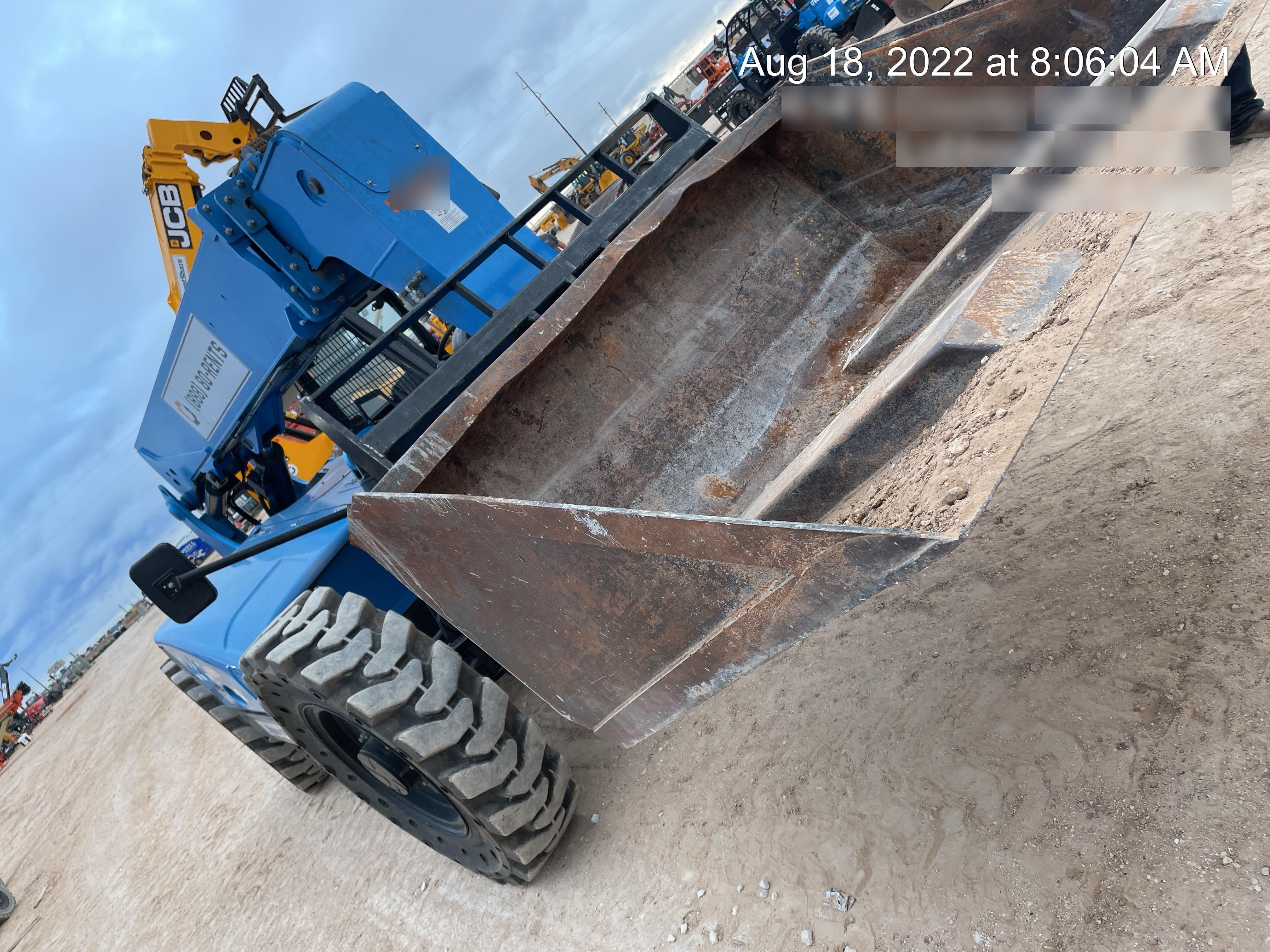2019 ARROW MATERIAL HANDLING Dump Hopper