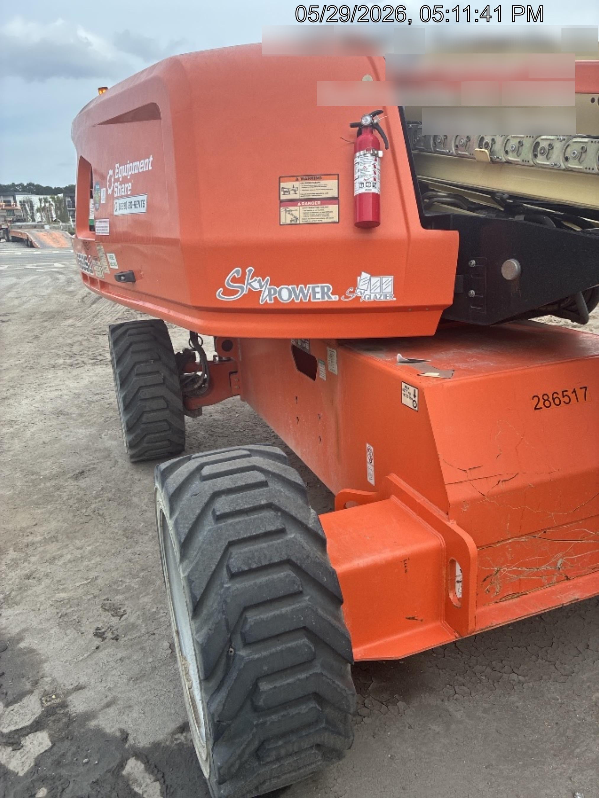 2022 JLG 660SJ