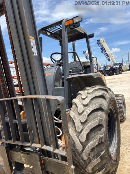 2021 CASE 588H