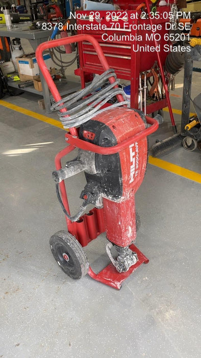 2020 HILTI TE 3000-AVR
