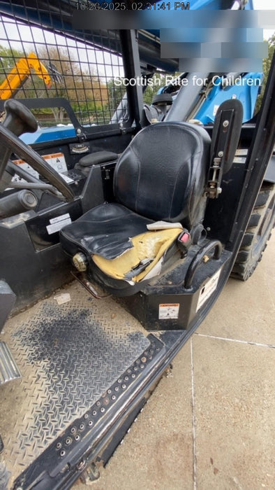 2018 Genie GTH-1056 Genie GTH-1056 w/Open ROPS, FF Tires, Work Light/Beacon, 60" Carriage and Forks