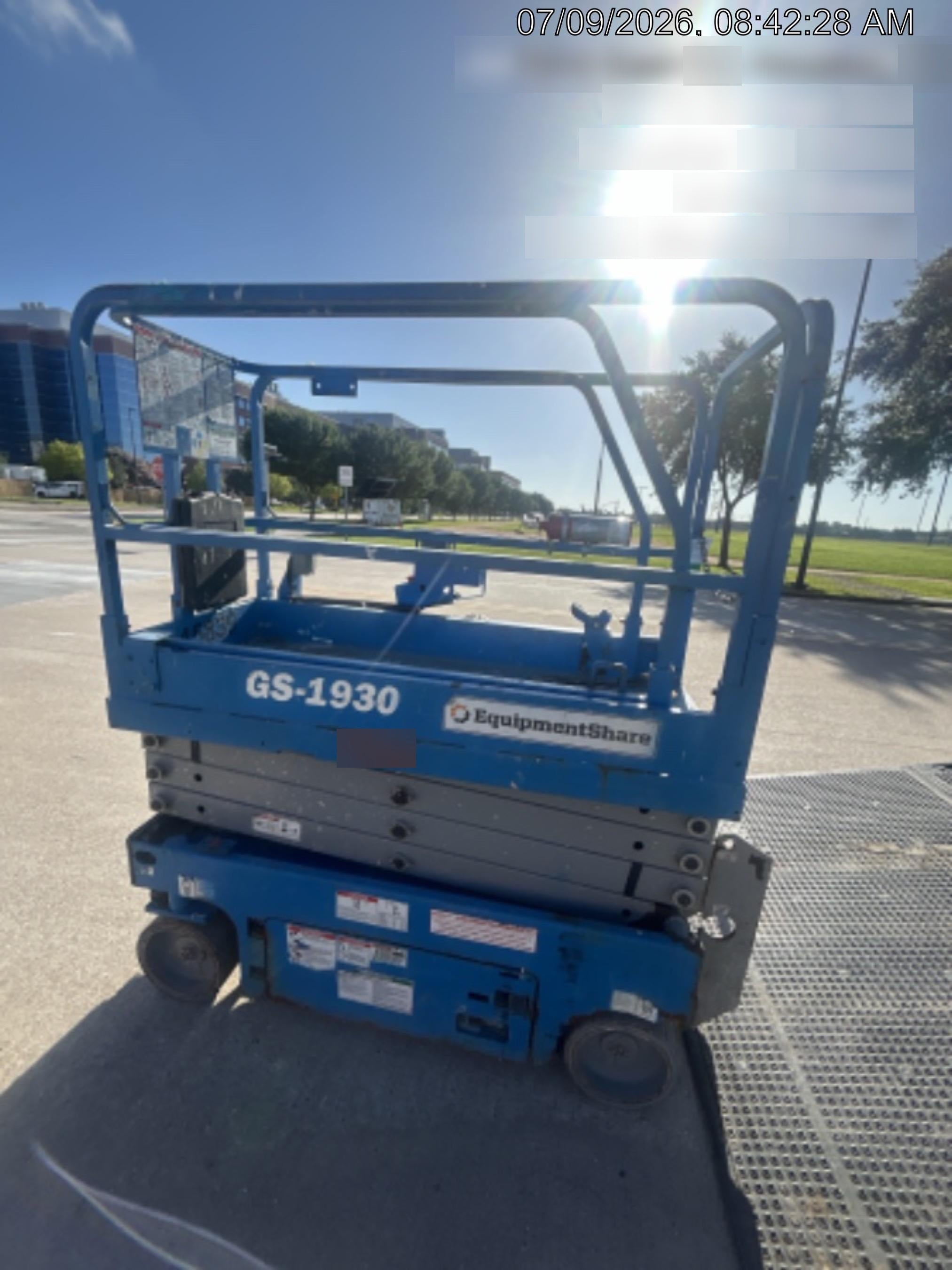 2019 Genie GS-1930 Fixed rails with chain Entry