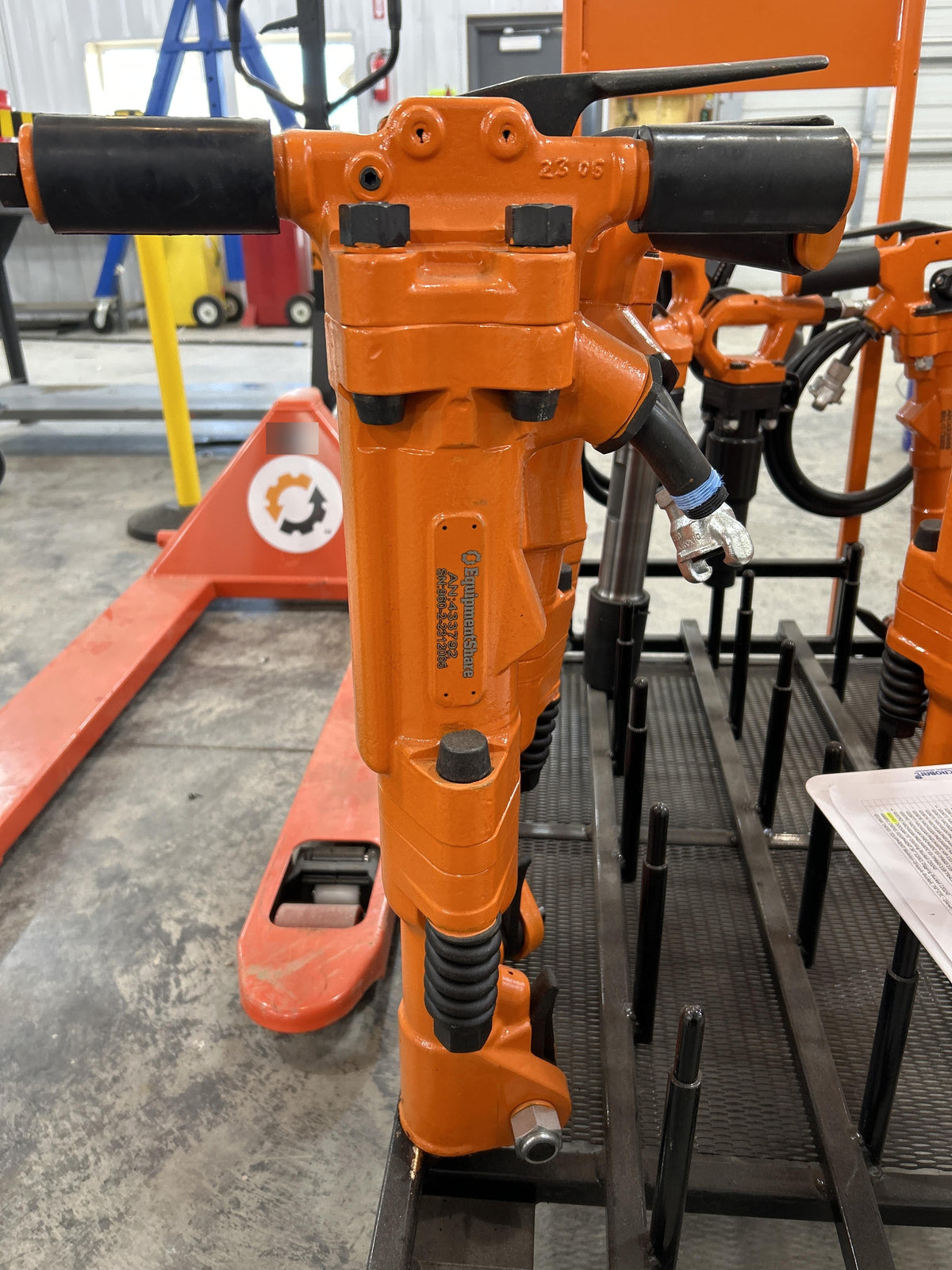2024 MICHIGAN PNEUMATIC ES-TPB60-118-TRACKER