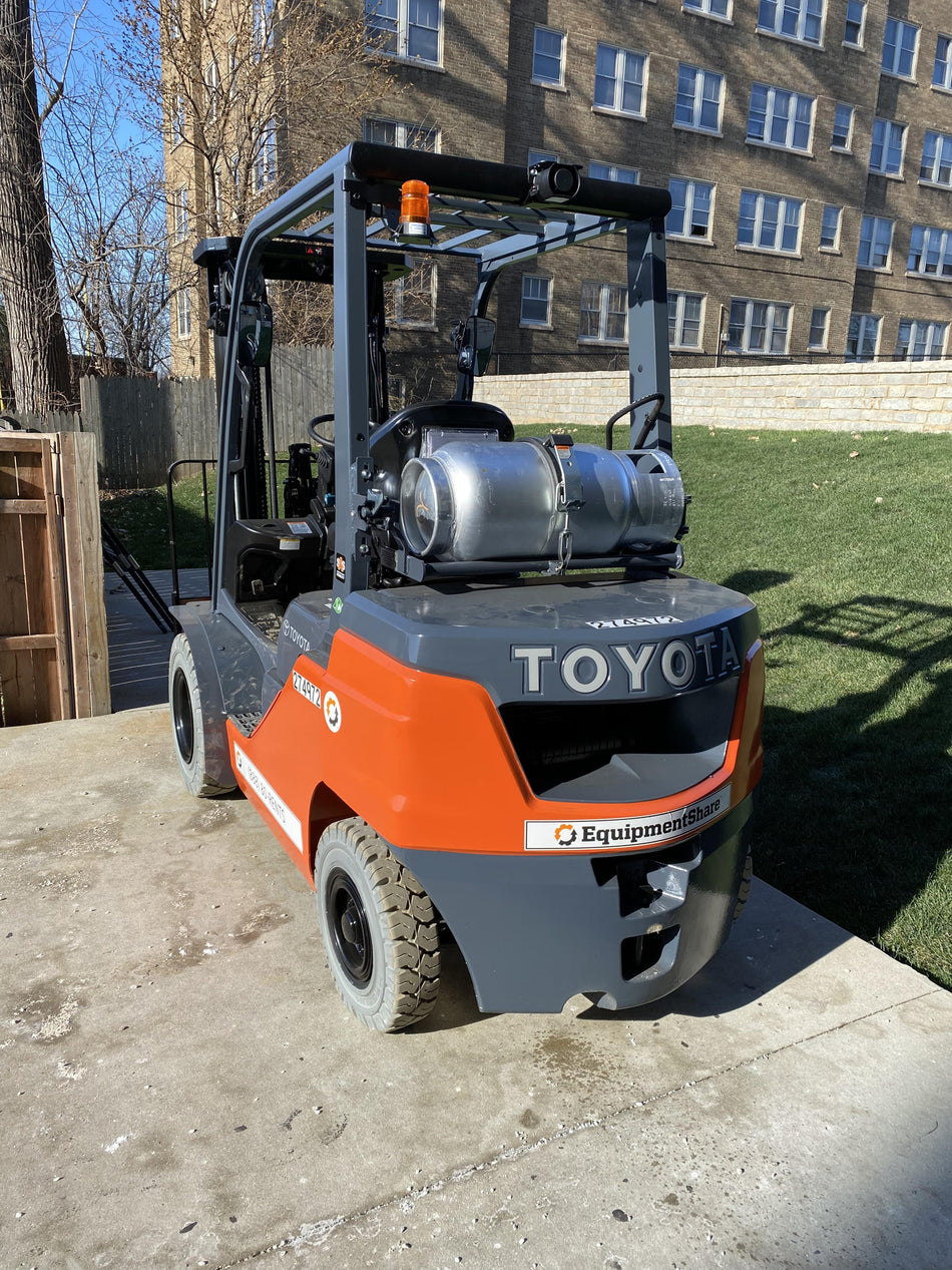 2022 TOYOTA 50-8FGU25