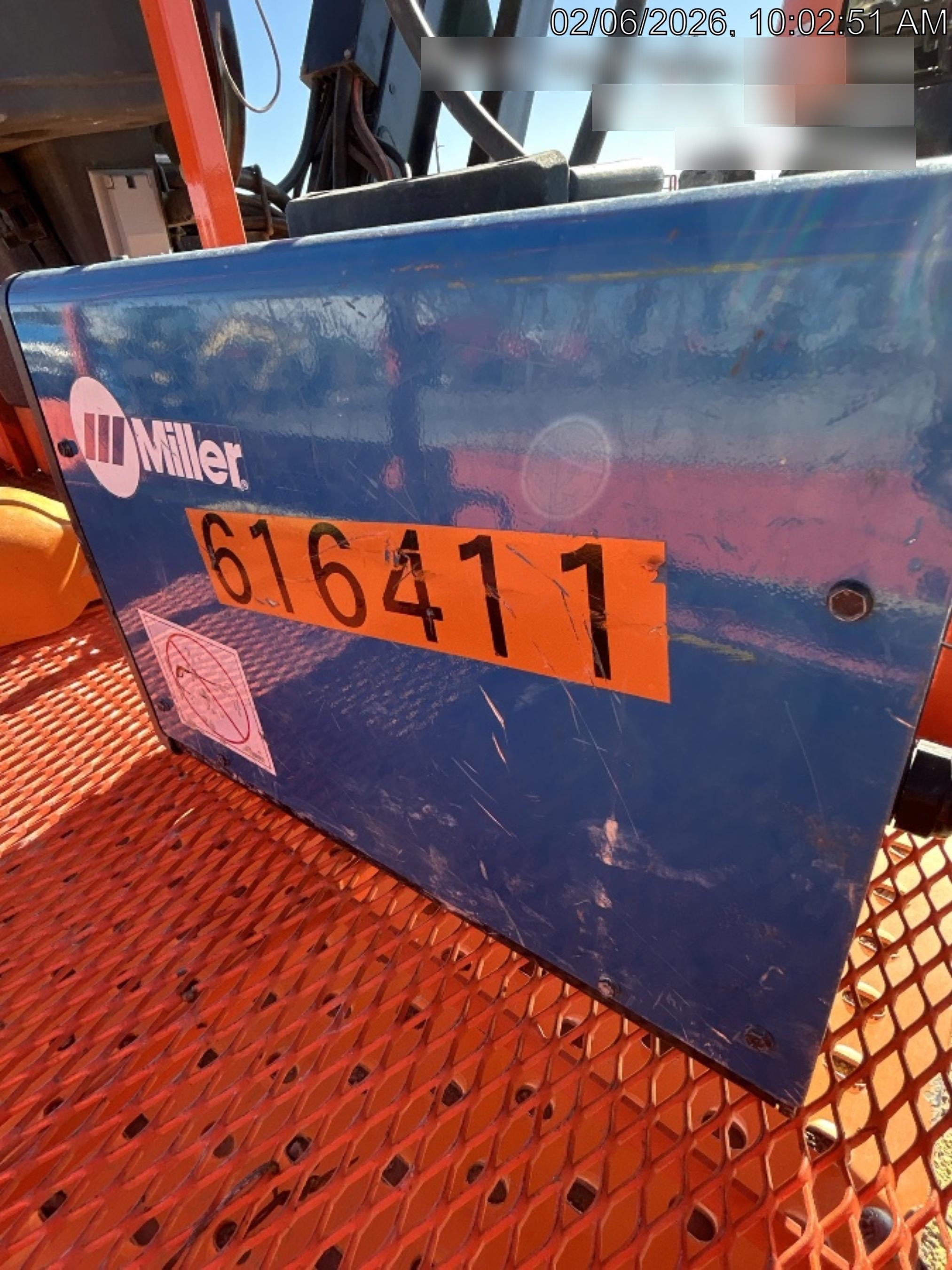 2025 MILLER ELECTRIC CST-282