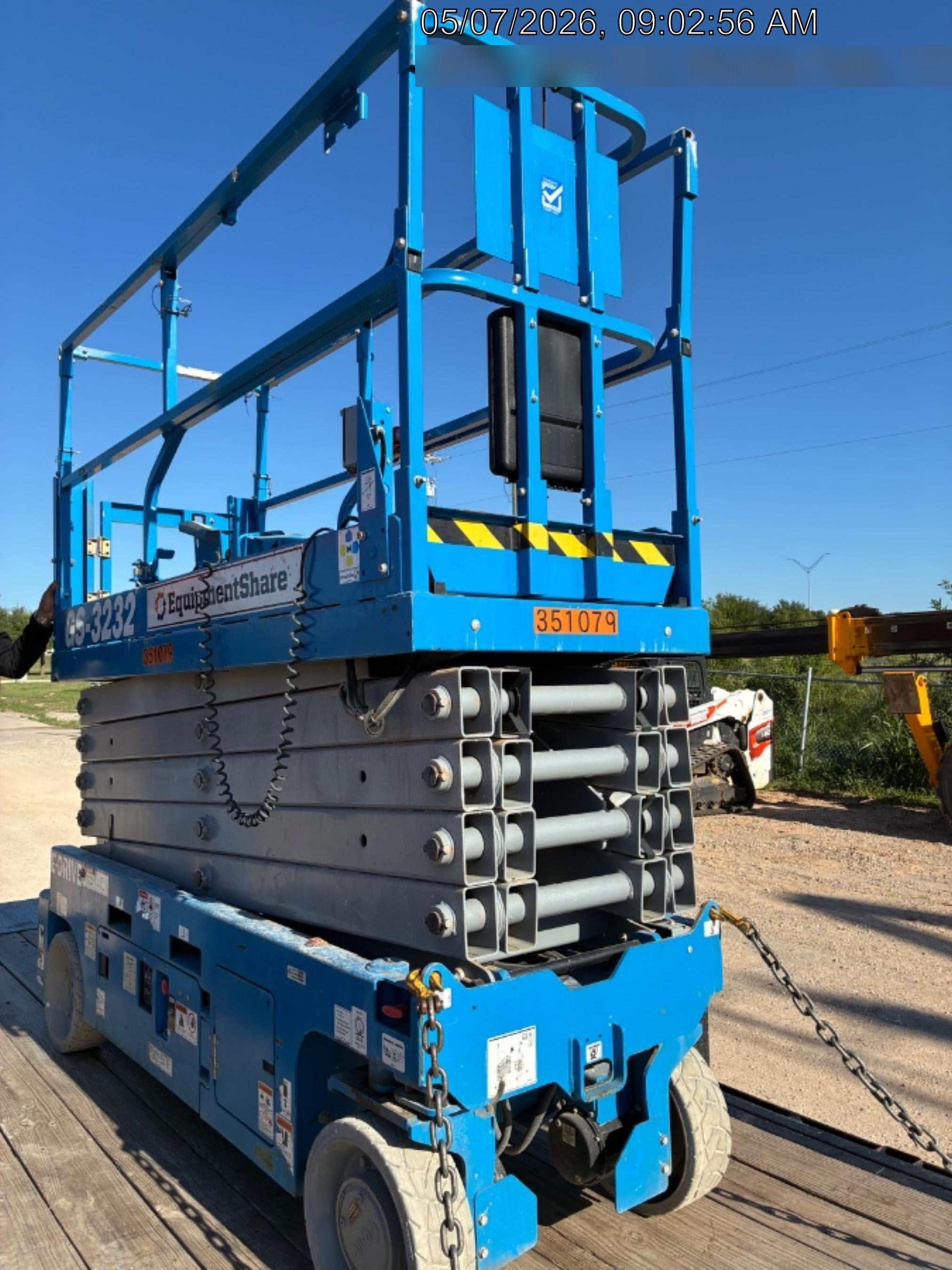 2023 GENIE GS-3232