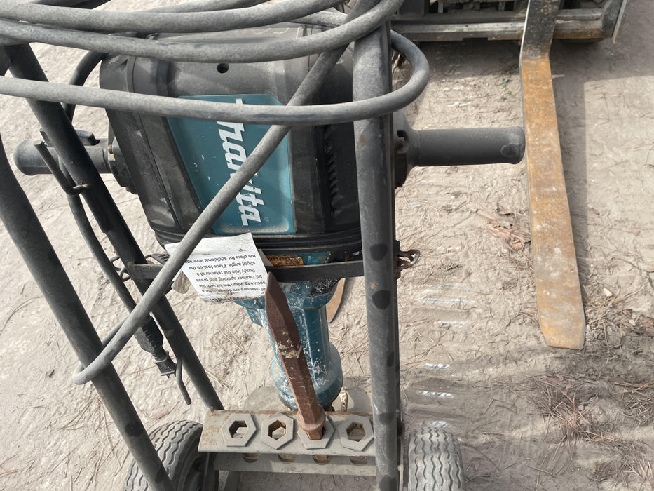 2019 MAKITA HM1812X3