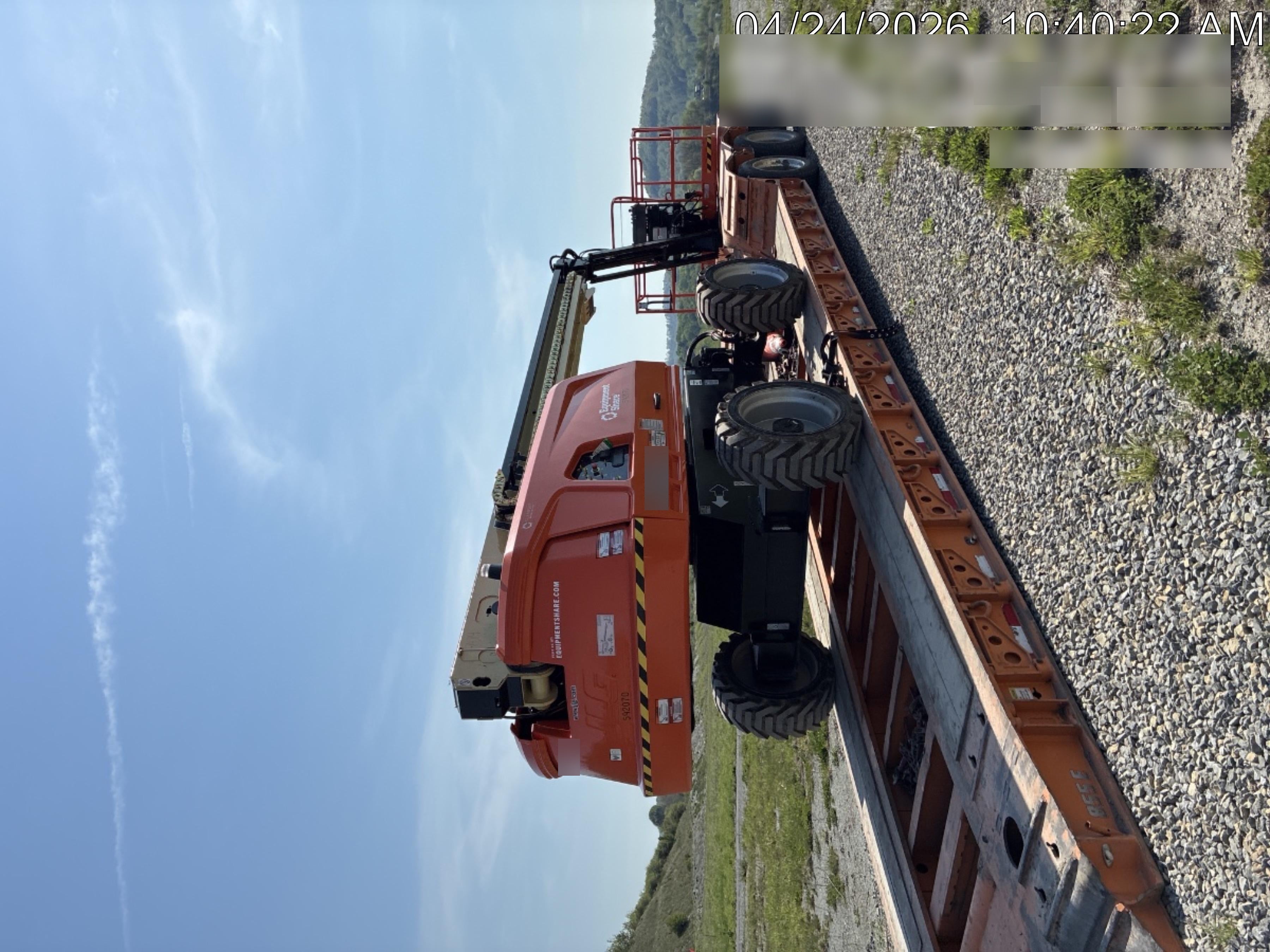2025 JLG 660SJ