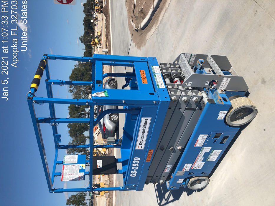 2020 Genie GS-1930 Solid Non Marking Tires, Beacon, Folding rails with half height swing gate