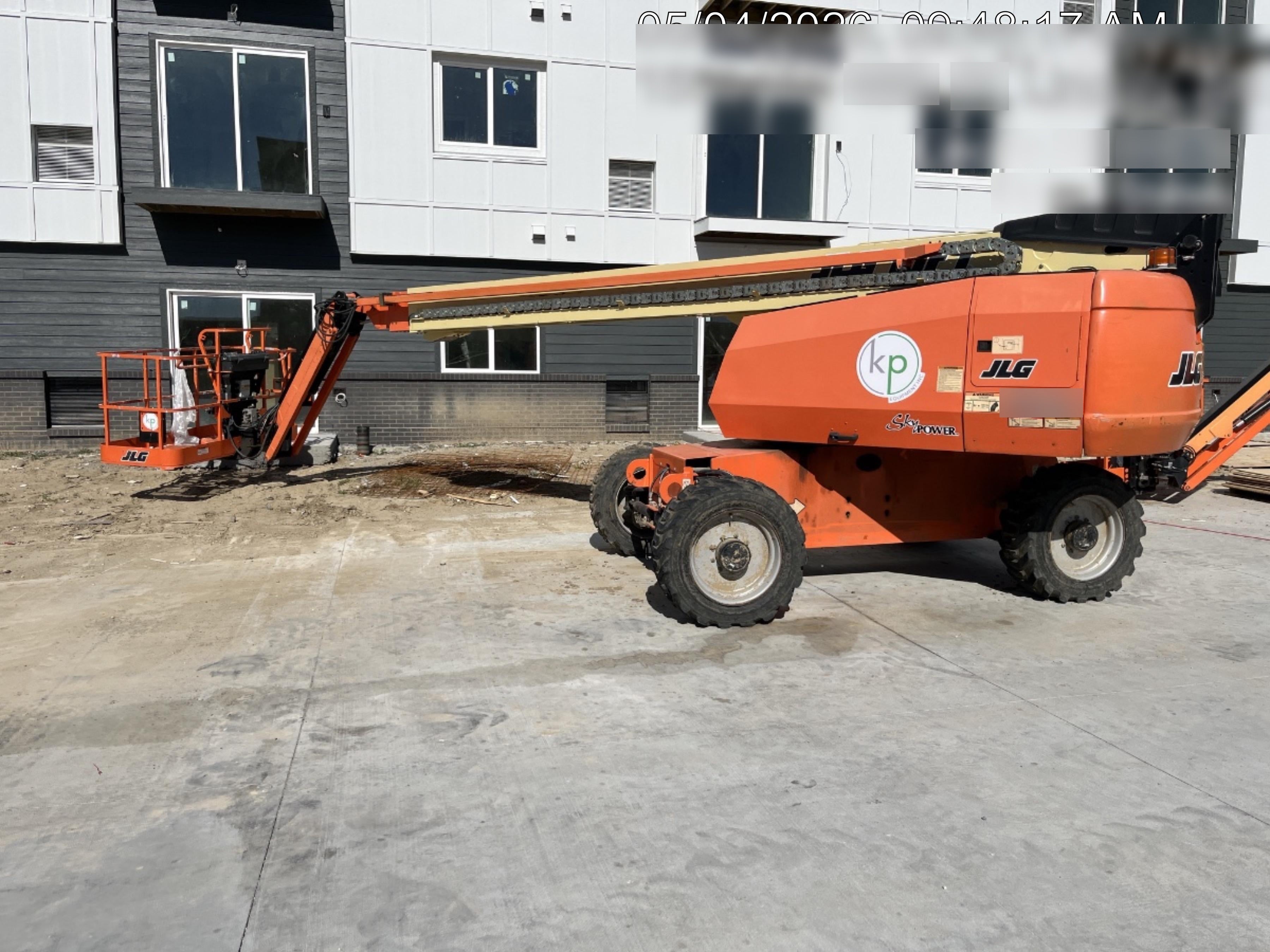 2022 JLG 660SJ