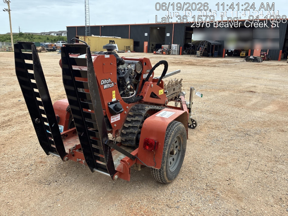 2020 DITCH WITCH C24XA