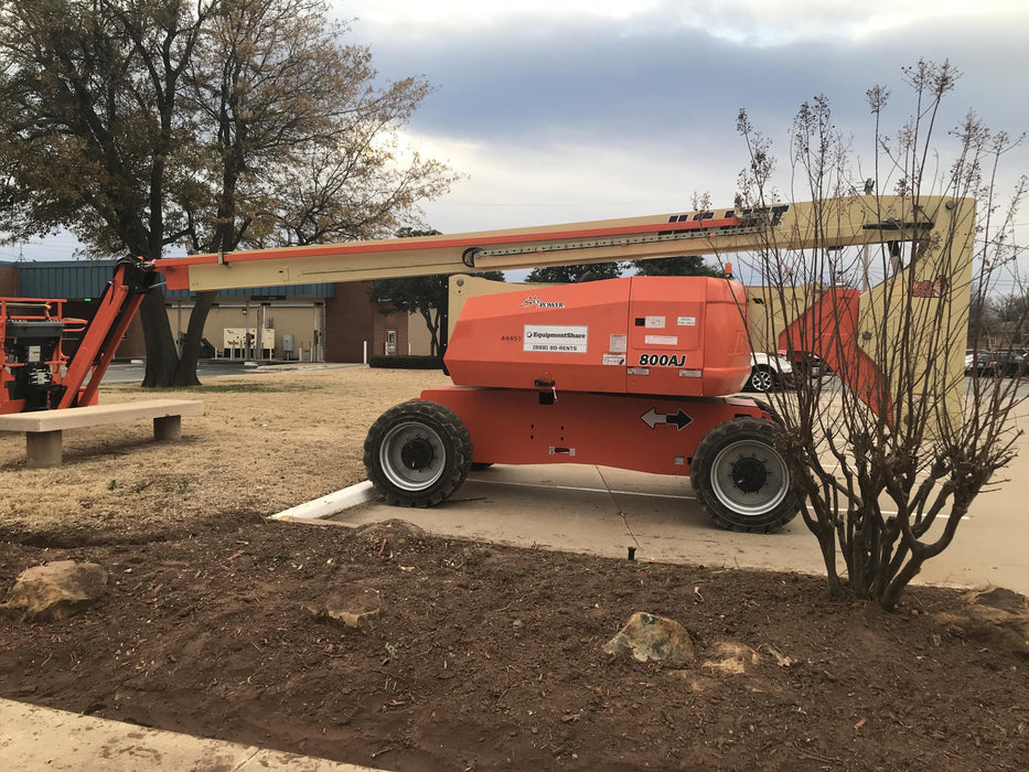 2019 JLG 800AJ Deutz Diesel Engine, FF Tires, Welder-Ready Package, Rotating Beacon