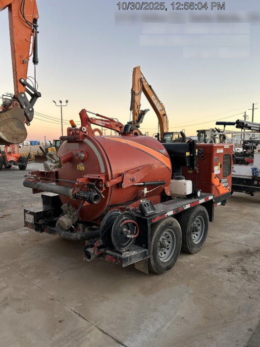 2020 Ditch Witch HX30 500G Spoils Tank, 80G Water Tank, 48" Lance, #3 Nozzel, VT9H 500 GAL HYD TRAILER