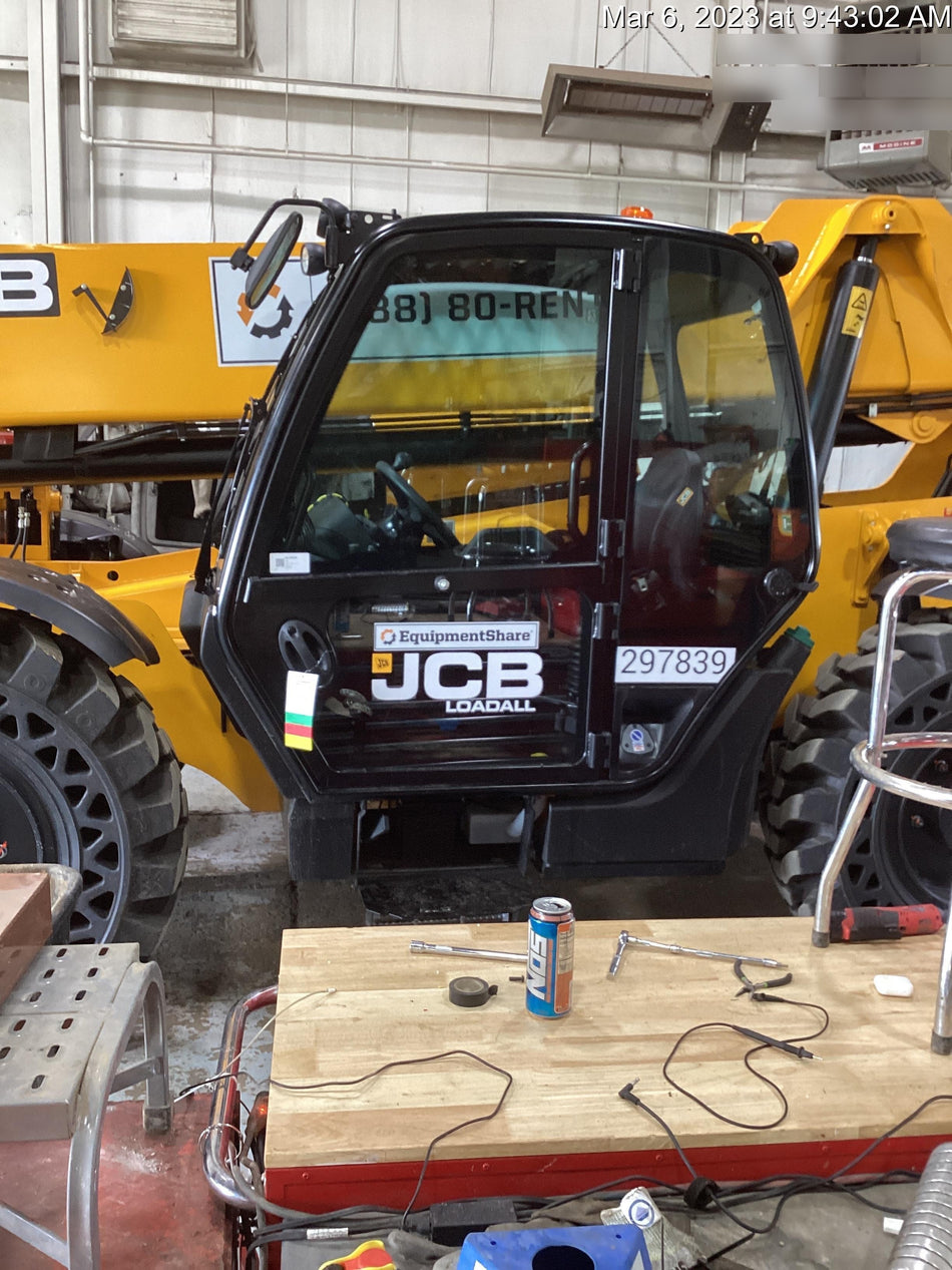 2023 JCB 512-56