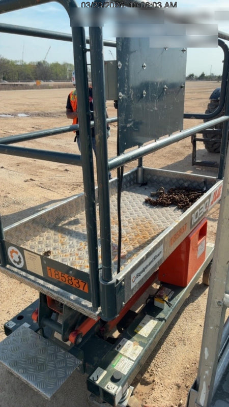 2021 JLG 1030P