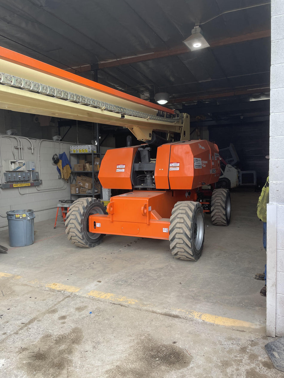 2022 JLG 860SJ
