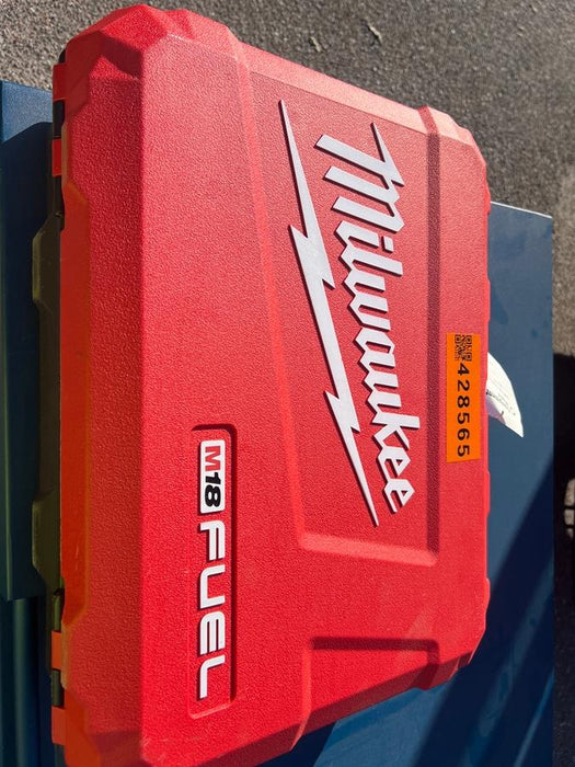 2024 MILWAUKEE 2822-22