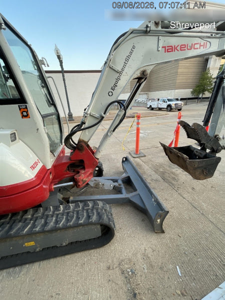 2025 TAKEUCHI TB235-2CR