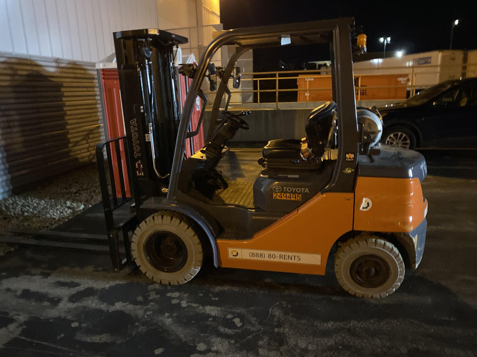 2022 TOYOTA 50-8FGU25