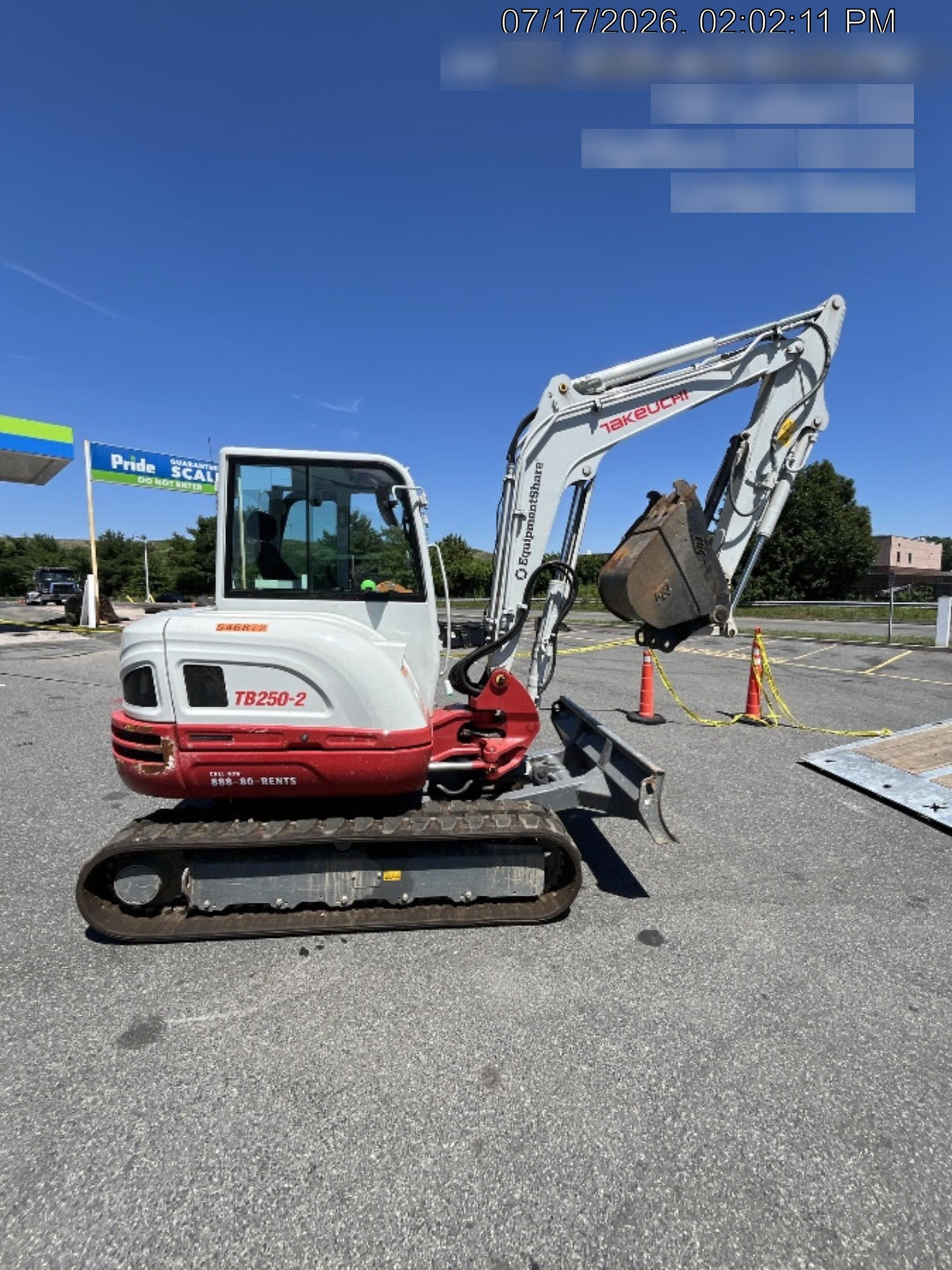 2025 TAKEUCHI TB250-2CR