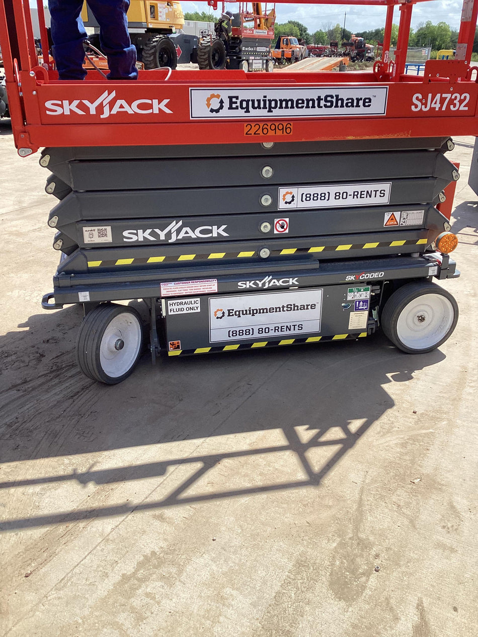 2022 SKYJACK SJ4732