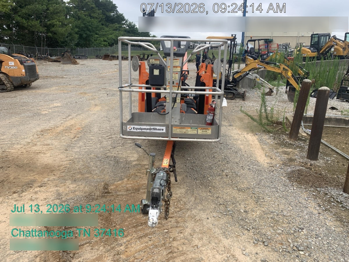 2022 JLG T350