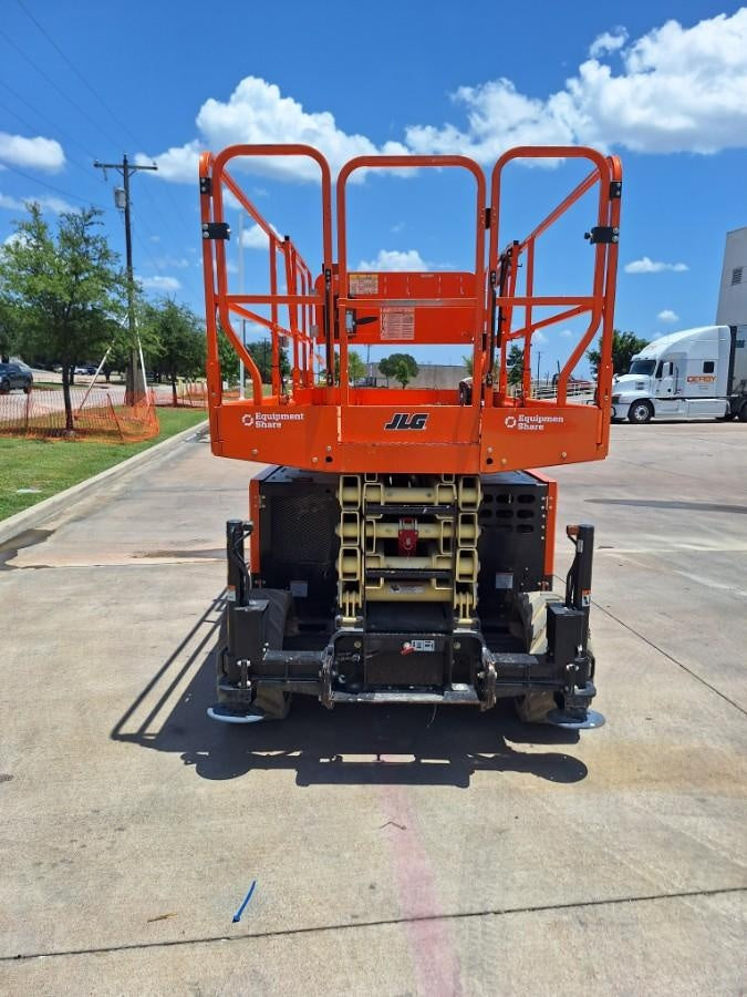 2022 JLG RT4069