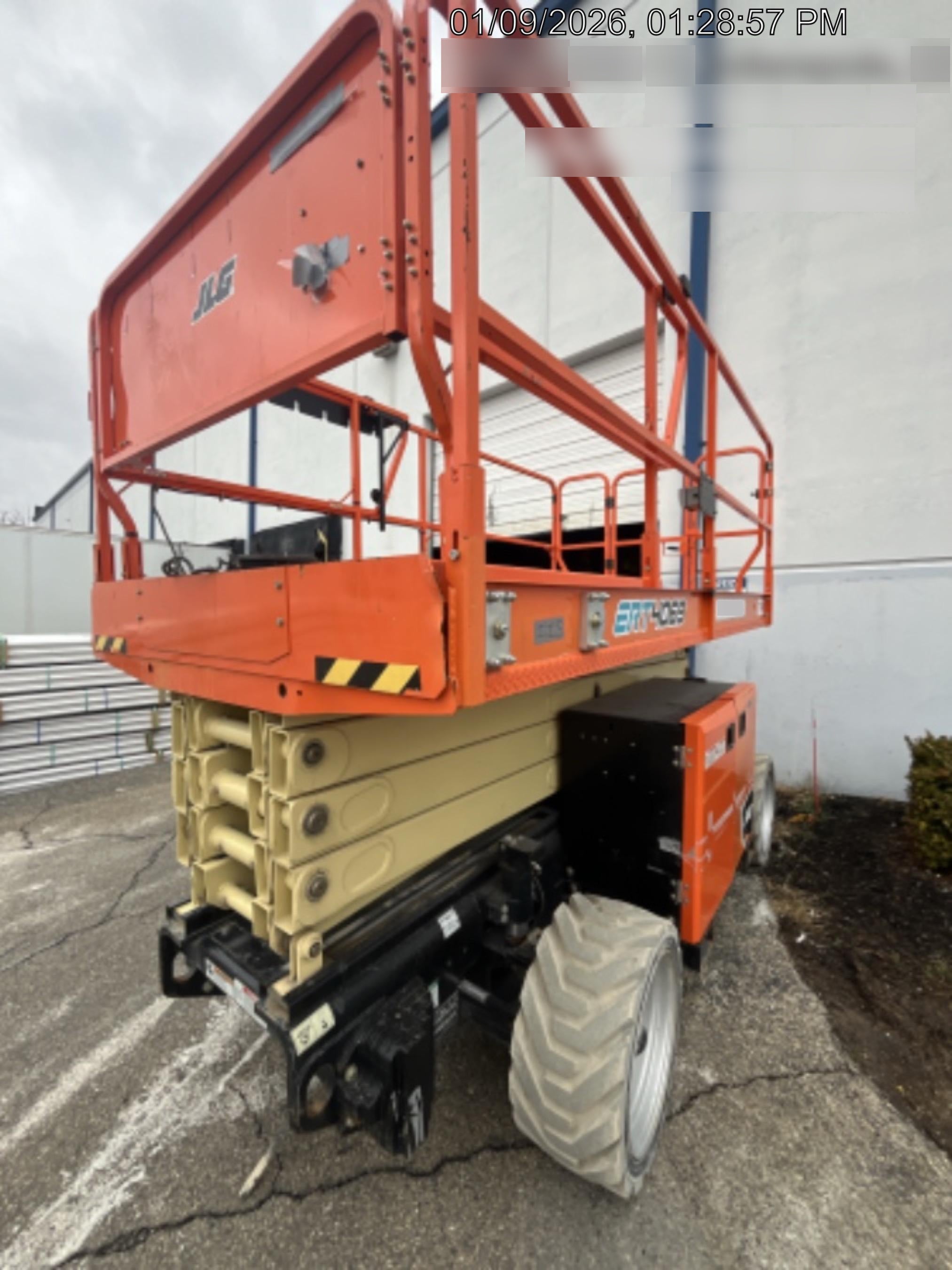 2021 JLG ERT4069