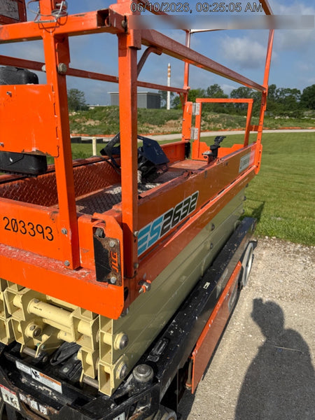 2022 JLG ES2632