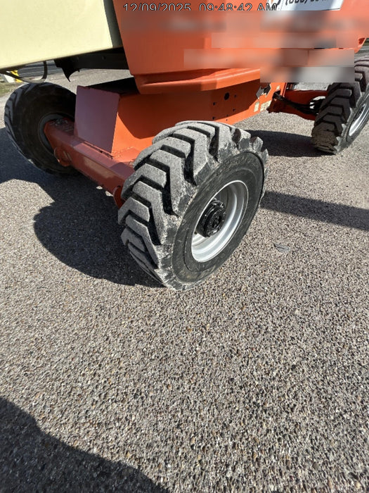 2019 JLG 450AJ