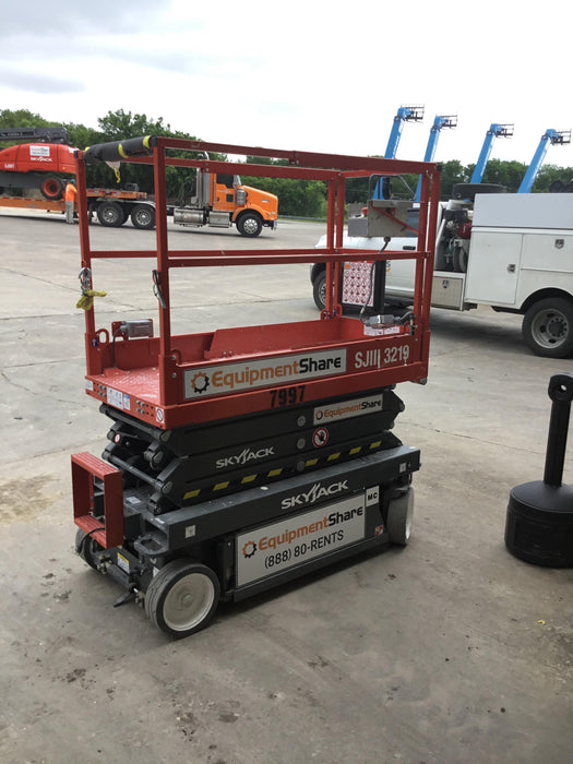 2018 SKYJACK SJIII-3219