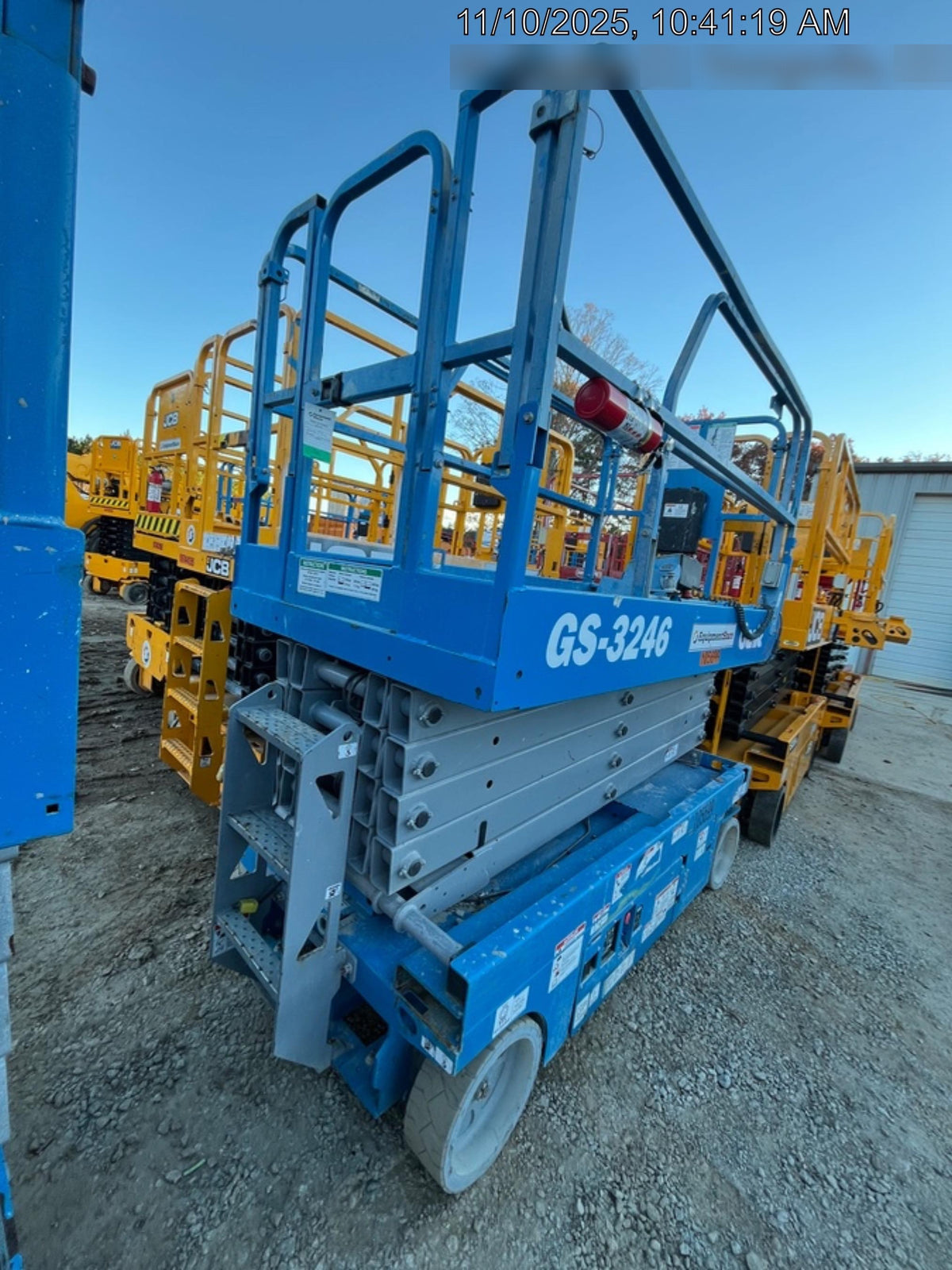 2020 Genie GS-3246 Standard, Folding full height swing gate