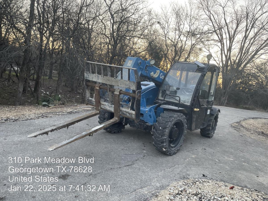 2019 Genie GTH-5519 Cab/Heat/AC, Solid RT Tires, LED Work Lights, Beacon, 48" Carriage, 48" Forks