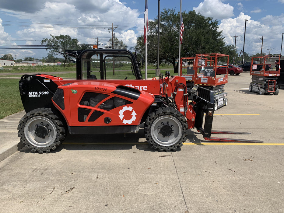 2020 Manitou MTA5519 Cab/Heat/Air, Solid Tires, Work Lights, Beacon, Aux Hydraulics, Back up Alarm, Mirrors, ES Keypad