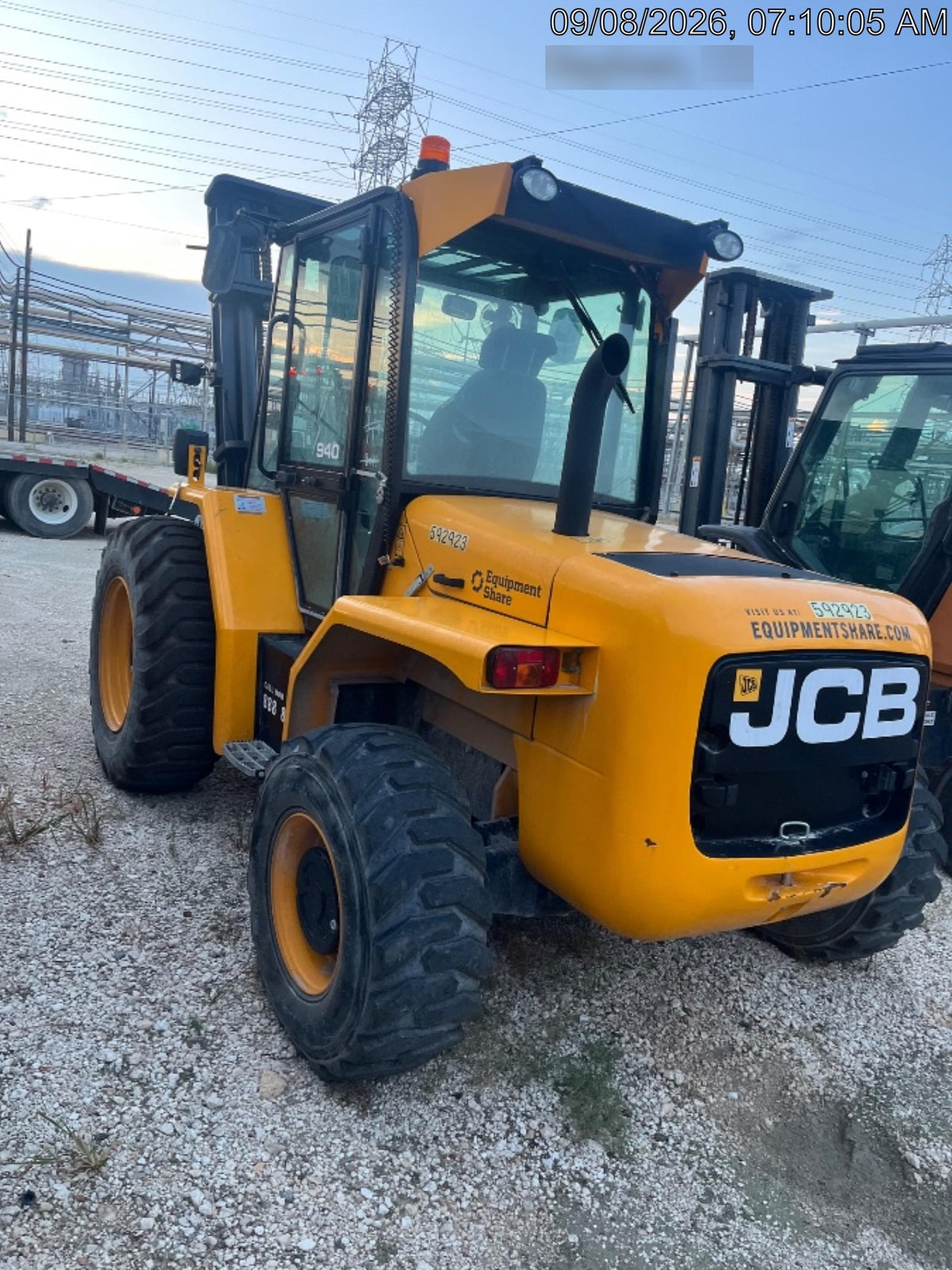 2025 JCB 940-4