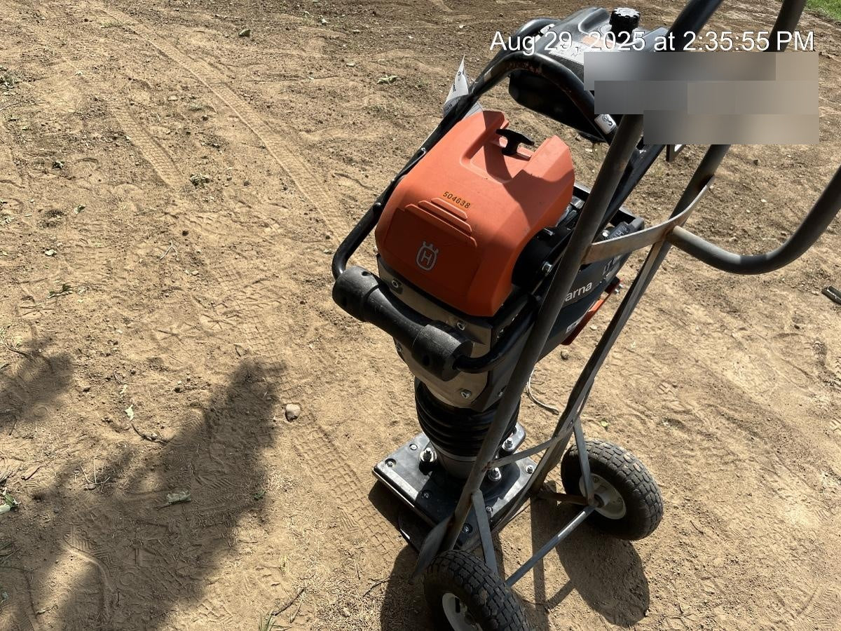 2025 HUSQVARNA LT6005