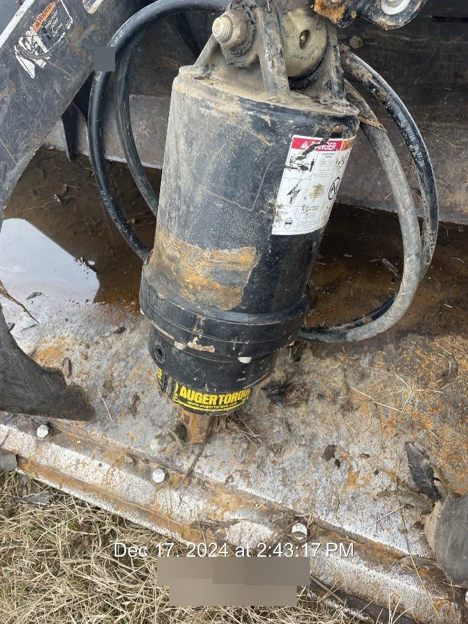 2023 AUGER TORQUE 3300-30