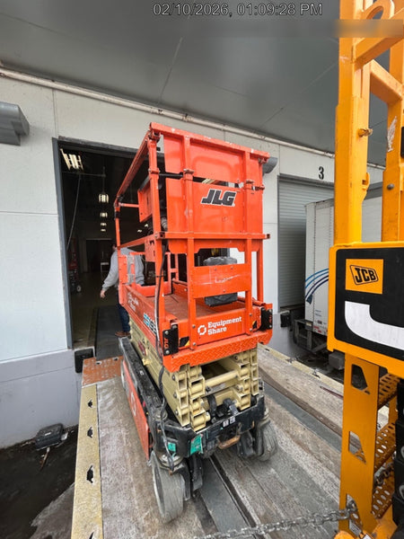 2022 JLG ES1932