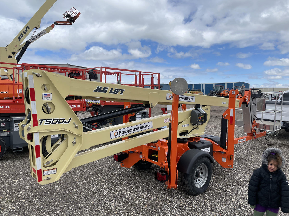 2022 JLG T500J