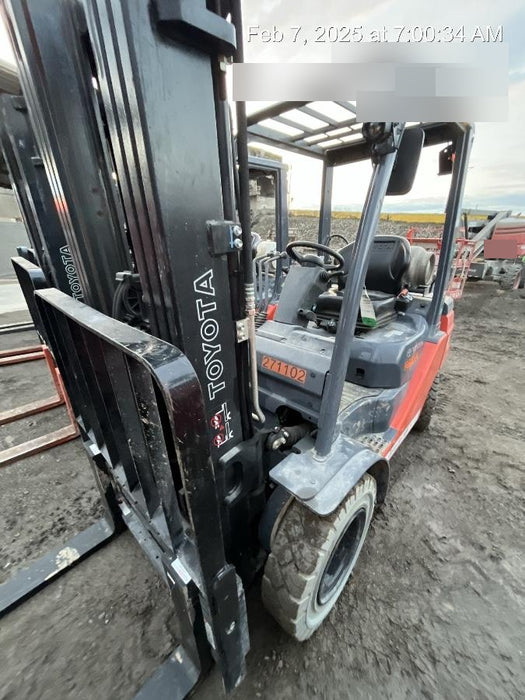 2022 TOYOTA 50-8FGU25