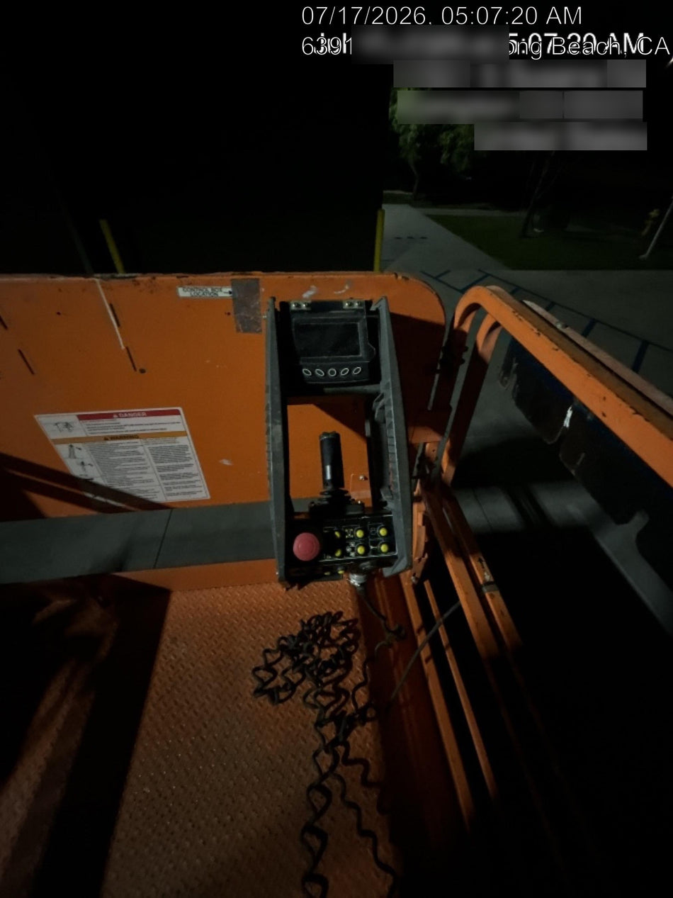 2023 JLG ERT4069